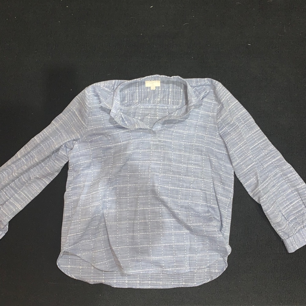 Long sleeved blue loft shirt